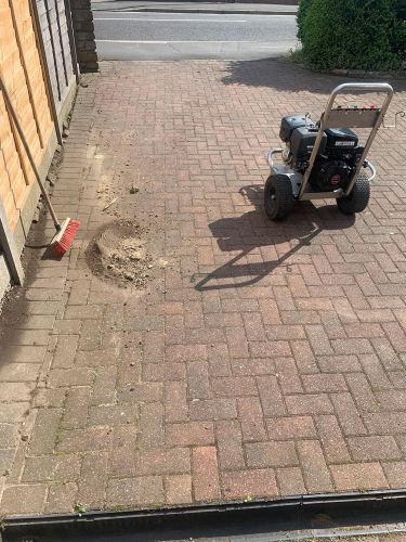 Lincoln-Roof-Drive-Cleaning-Driveways-6