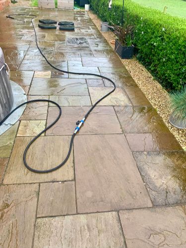 Lincoln-Roof-Drive-Power-Cleaning-Patios-Walkways-2