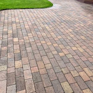 Parking-Space-Cleaning-Driveways-Lincoln-3
