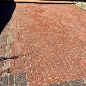 Roof-And-Drive-Cleaning-Driveways-Lincolnshire-1
